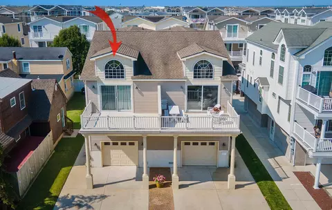 220 43rd St #EAST, Sea Isle City, NJ 08243