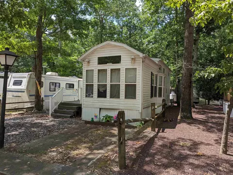 9 D St, Woodbine, NJ 08270