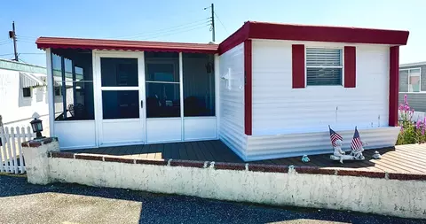 44 Cresse Dr, Wildwood, NJ 08260