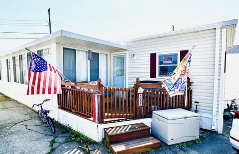 32 Lee Ave, Wildwood, NJ 08260