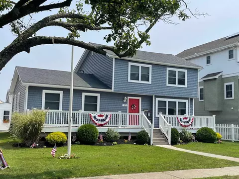 17 W 55th St, Ocean City, NJ 08226