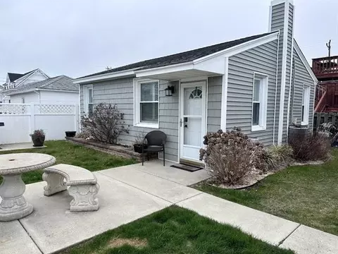 108 E 10th Ave #3, North Wildwood, NJ 08260
