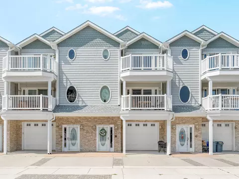 400 E 3rd Ave #C, North Wildwood, NJ 08260