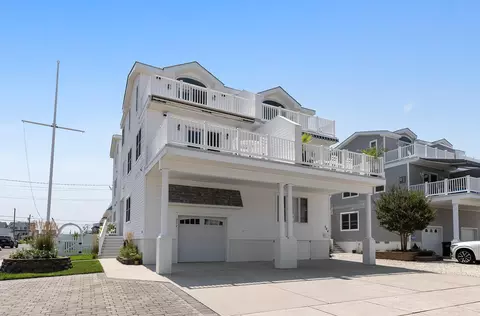 502 20th St #502, Avalon, NJ 08202