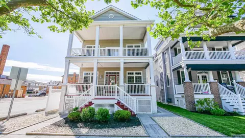 1321 Wesley Ave #2, Ocean City, NJ 08226