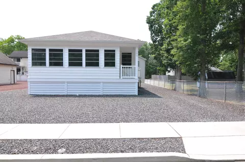 109 W Main Ave, Rio Grande, NJ 08242