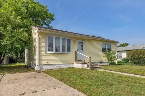 308 Oakdale Ave, Villas, NJ 08251