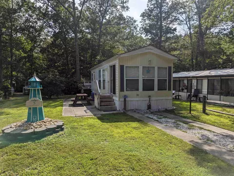 5 Cape Cv #33 FREEMONT AVE CAROL LYNN R, Woodbine, NJ 08270