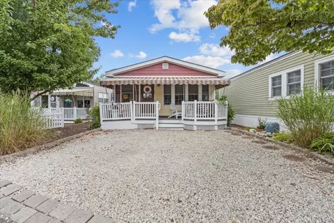 28 Bank Rd, Marmora, NJ 08223