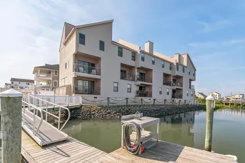 437 W 16th Ave #9, North Wildwood, NJ 08260