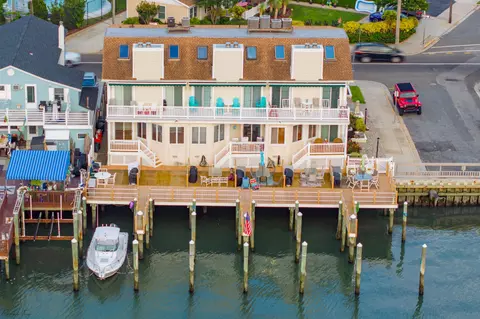 7010 Park Blvd #3, Wildwood Crest, NJ 08260