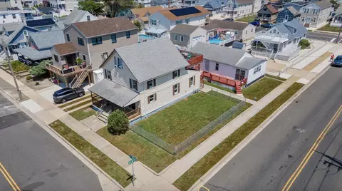 303 W 17th Ave, North Wildwood, NJ 08260