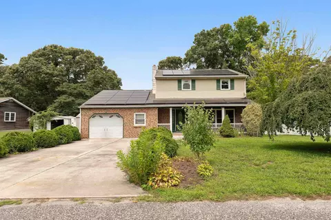 320 Bergen Ave, Marmora, NJ 08223