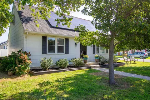 525 Desoto Ave, Villas, NJ 08251