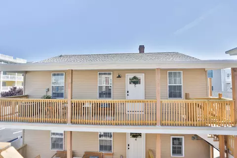 215 E Burk Ave #5, Wildwood, NJ 08260