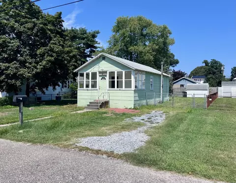 107 Arbor Rd, Villas, NJ 08251