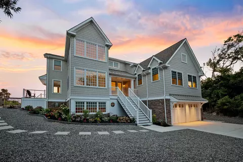 2727 Bay Dr, Villas, NJ 08251