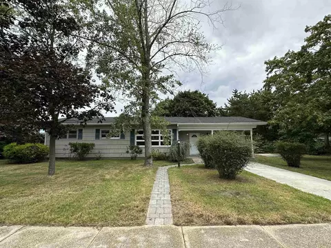 6 Colonial Ave, Cape May Court House, NJ 08210