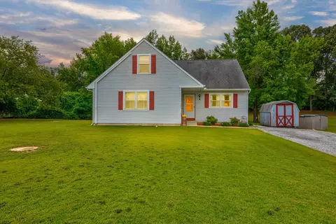 11 Woodland Rd, Cape May Court House, NJ 08210