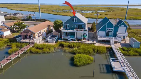 807 Stone Harbor Blvd, Stone Harbor Manor, NJ 08210