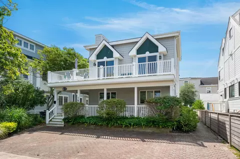 18 E 19th St, Avalon, NJ 08202