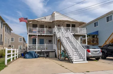 415 W Hildreth Ave #A, Wildwood, NJ 08260