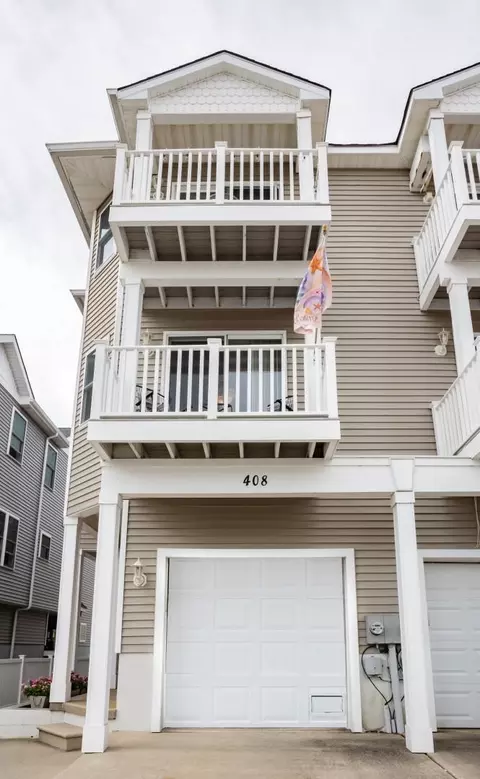 408 W 16th Ave #1, North Wildwood, NJ 08260