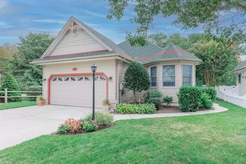 901 Farmdale Dr, West Cape May, NJ 08204