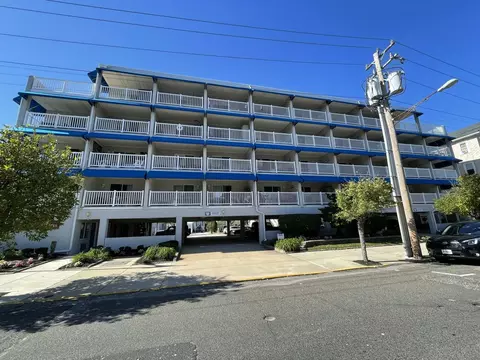 928 Wesley Ave #206, Ocean City, NJ 08226