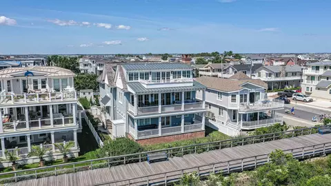 86 E 23rd St, Avalon, NJ 08202 photo 2