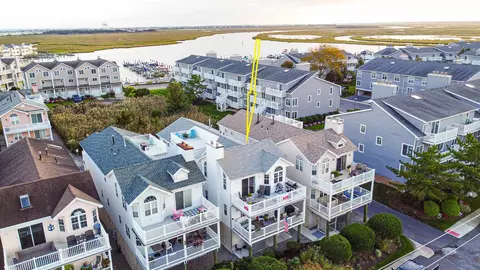 318 Roosevelt Blvd #2, Ocean City, NJ 08226