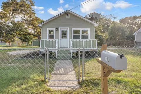 220 Ohio Ave, Villas, NJ 08251