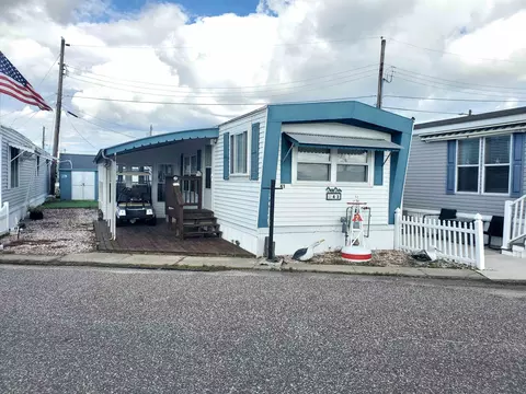 43 Cresse Ave, Wildwood, NJ 08260