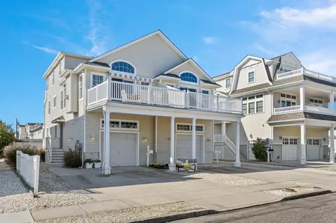 308 78th St #EAST, Avalon, NJ 08202