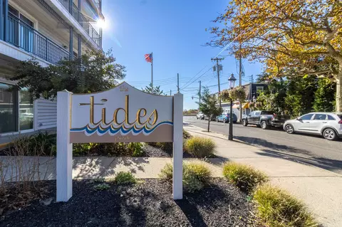 9 Jackson St #215, Cape May, NJ 08204