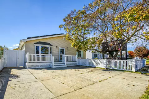 204 Shadeland Ave, Villas, NJ 08251