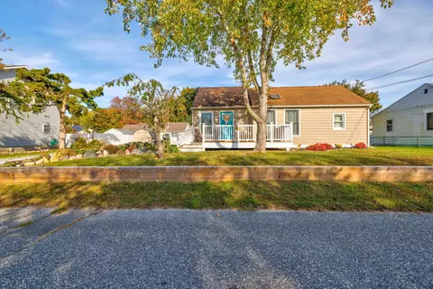 209 Sheridan Dr, Cape May, NJ 08204