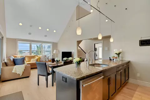 96 N Commonwealth Ave, Strathmere, NJ 08248 photo 6