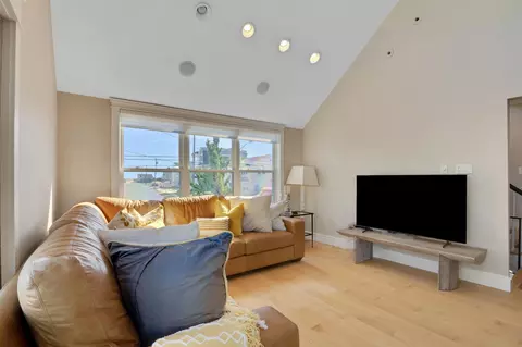 96 N Commonwealth Ave, Strathmere, NJ 08248 photo 3