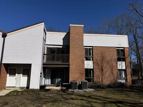 23 Siegtown Rd #7F, Cape May Court House, NJ 08210