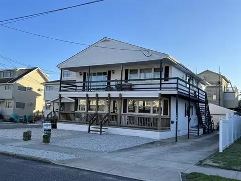 138 79th St #1ST, Sea Isle City, NJ 08243