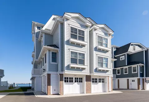 893 21st St #893, Avalon, NJ 08202