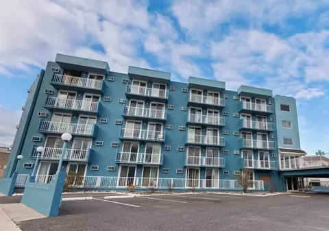 225 E Wildwood Ave #422, Wildwood, NJ 08260