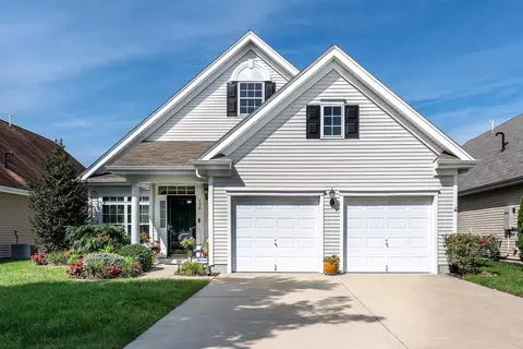 104 Garnett Ln, Egg Harbor Township, NJ 08234