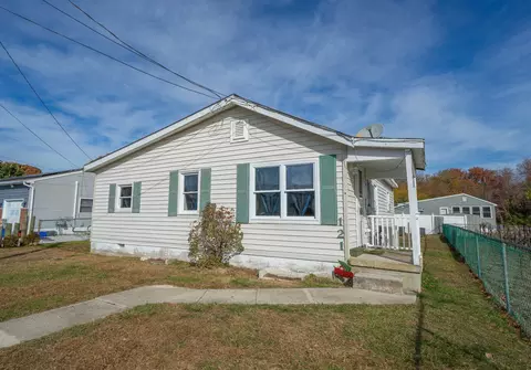 121 Ohio Ave, Villas, NJ 08251