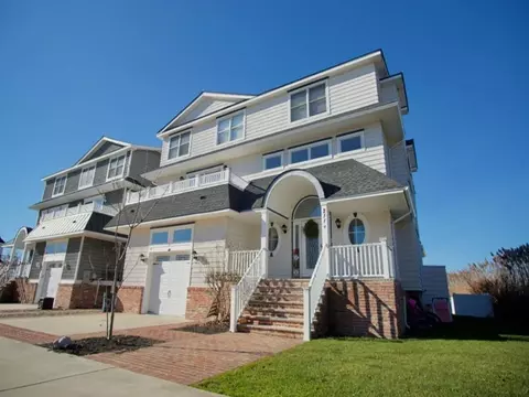 211 67th St #NORTH, Sea Isle City, NJ 08243