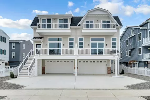 133 37th St #WEST, Sea Isle City, NJ 08243