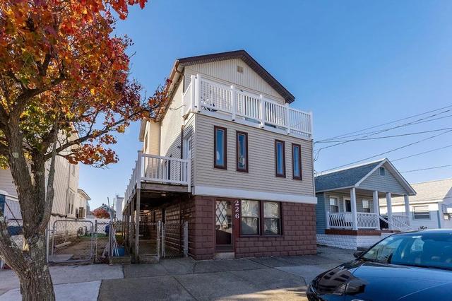 Wildwood, NJ Single Family For Sale - Movoto