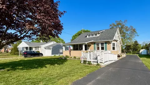 212 S Boyd St, Cape May Court House, NJ 08210
