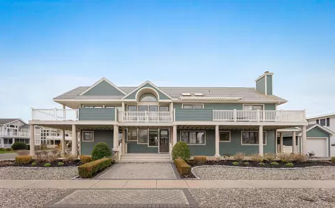 8631 First Ave, Stone Harbor, NJ 08247